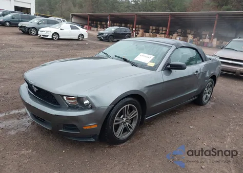 2010 Ford Mustang V6/V6 Premium z USA, uszkodzony, nr VIN 1ZVBP8EN7A5107670